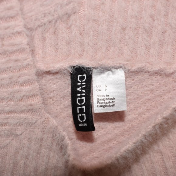 H&M Divided Long Sleeve Crop Top Fuzzy Soft Pink - Picture 5 of 5